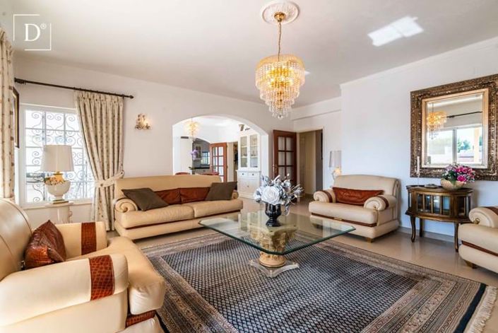 Image No.11-4 Bed Villa for sale