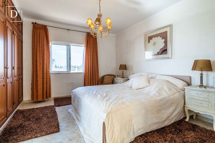 Image No.20-4 Bed Villa for sale