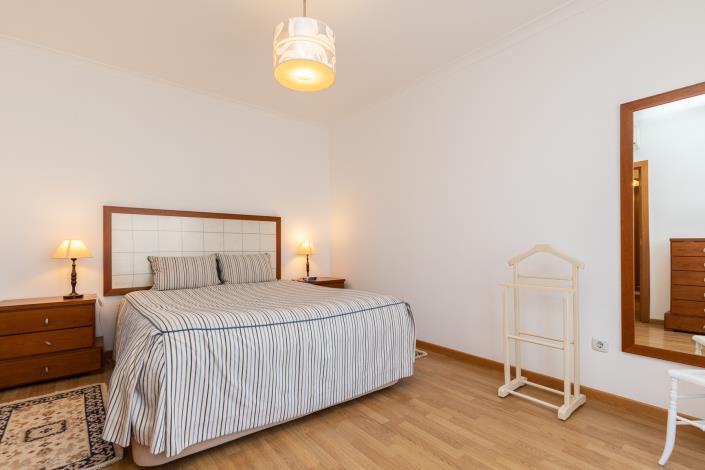 Image No.15-5 Bed House for sale