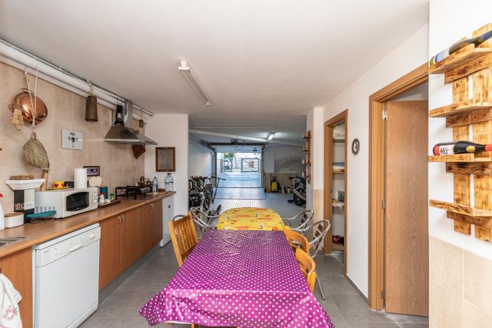 Image No.29-5 Bed House for sale