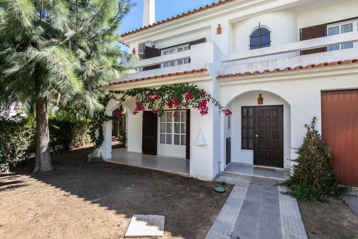 Image No.2-Jumelé de 3 chambres à vendre à Manta Rota