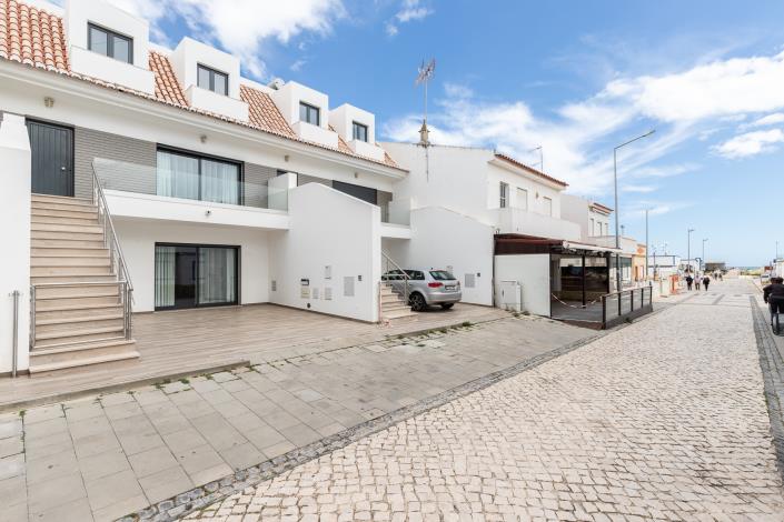 Image No.2-Maison de ville de 3 chambres à vendre à Manta Rota