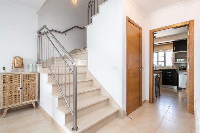 Image No.12-Jumelé de 4 chambres à vendre à Manta Rota