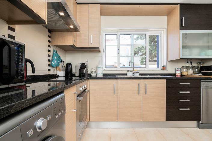 Image No.14-Jumelé de 4 chambres à vendre à Manta Rota