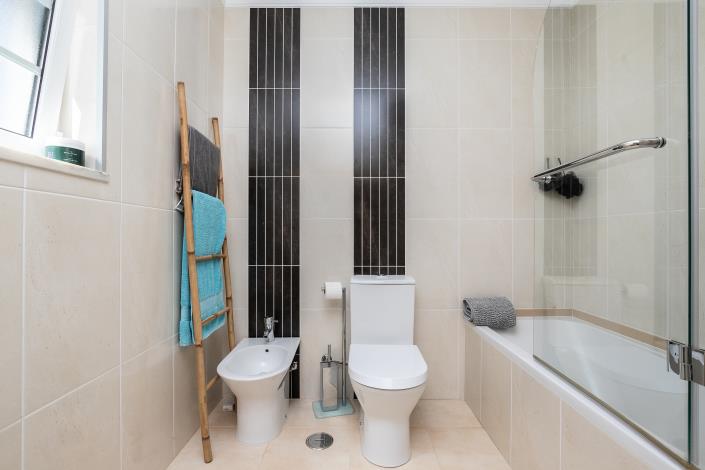 Image No.19-Jumelé de 4 chambres à vendre à Manta Rota