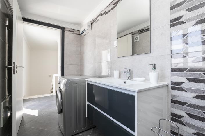 Image No.19-Maison / Villa de 4 chambres à vendre à Manta Rota