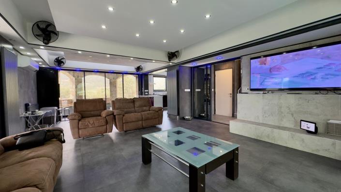 Image No.17-5 Bed Villa / Detached for sale