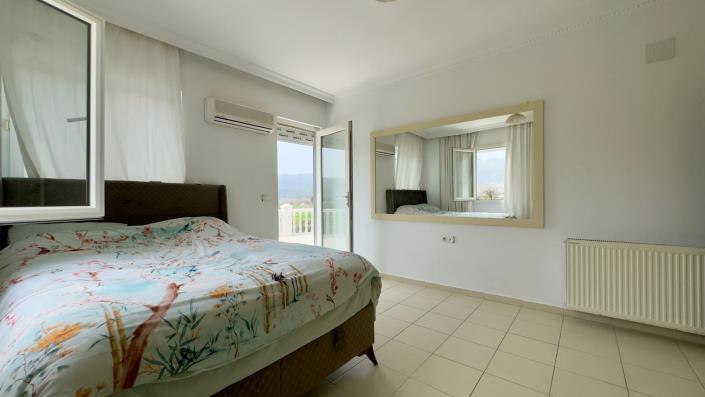 Image No.32-5 Bed Villa / Detached for sale