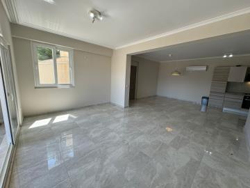 Excellent-Value-City-Centre-Apartment--7-