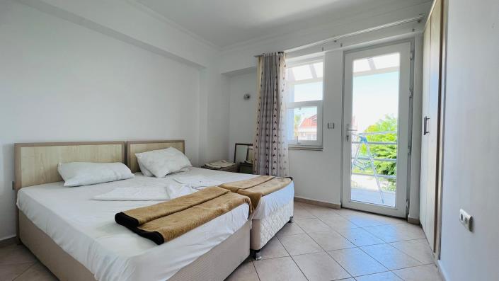 Image No.14-3 Bed Duplex for sale