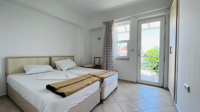 Three-Bedroom-Duplex-in-Calis--17-