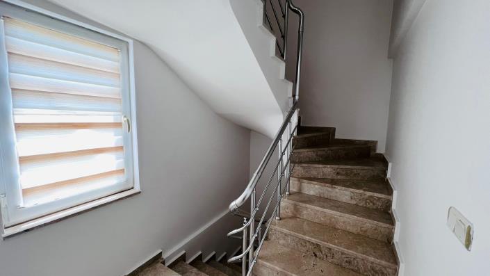 Image No.21-3 Bed Duplex for sale