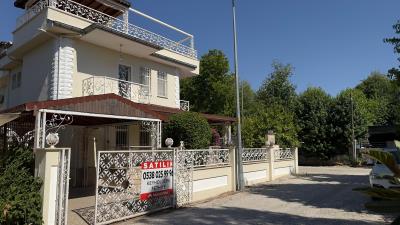Spacious-3-Bedroom-Villa-in-Calis--19-