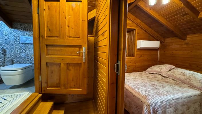 Image No.24-6 Bed Villa / Detached for sale