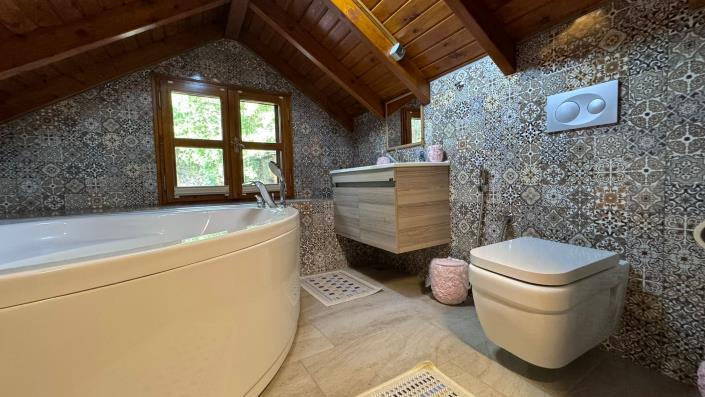 Image No.25-6 Bed Villa / Detached for sale