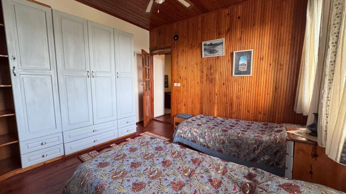 Image No.37-6 Bed Villa / Detached for sale