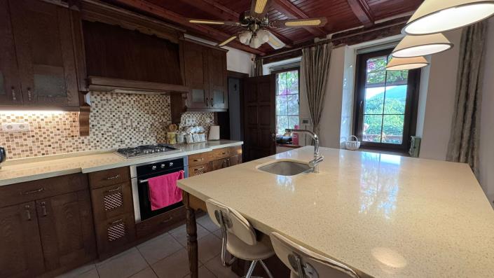 Image No.46-6 Bed Villa / Detached for sale