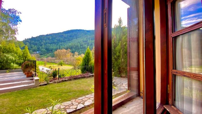 Image No.15-6 Bed Villa / Detached for sale