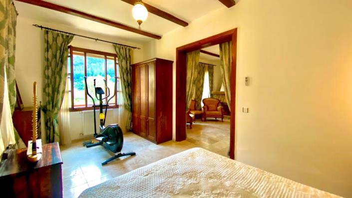 Image No.17-6 Bed Villa / Detached for sale