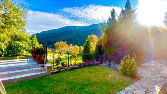 Image No.31-6 Bed Villa / Detached for sale