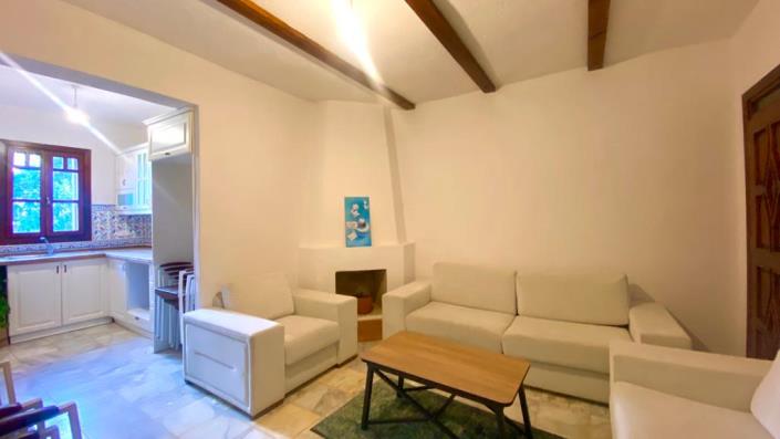 Image No.33-6 Bed Villa / Detached for sale