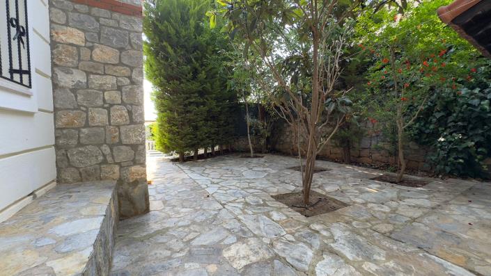 Image No.13-3 Bed Villa / Detached for sale