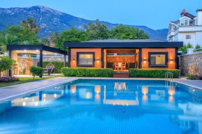 Stunning-Luxury-Villa-in-Ovacik--52-