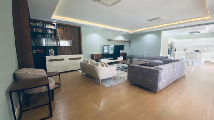 Image No.15-5 Bed Villa for sale