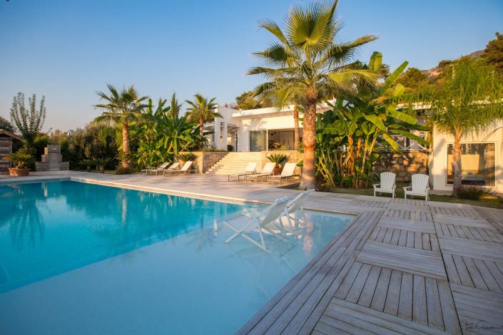 Image No.33-5 Bed Villa / Detached for sale