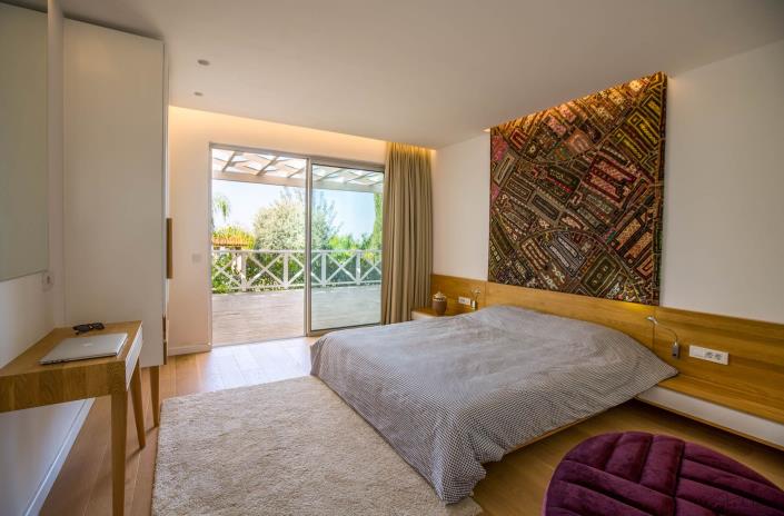 Image No.27-5 Bed Villa / Detached for sale