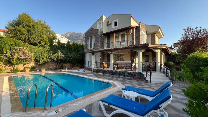 Image No.4-Villa / Détaché de 7 chambres à vendre à Ovacik