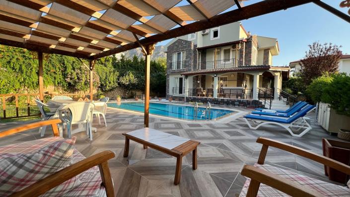 Image No.8-Villa / Détaché de 7 chambres à vendre à Ovacik