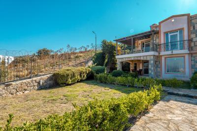Stone-Villa-in-Bodrum--11-