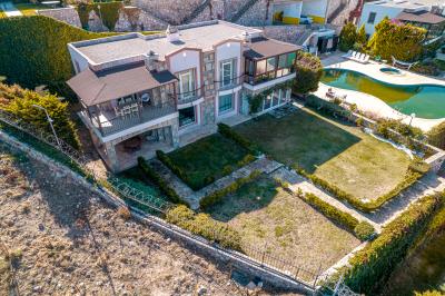 Stone-Villa-in-Bodrum--16-