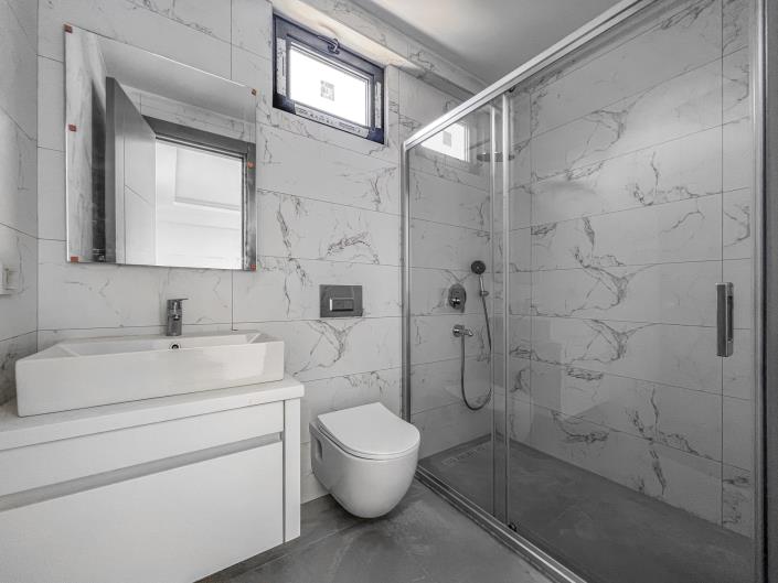 Image No.18-3 Bed Apartment for sale