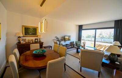 Modern-Villas-with-Lake-Views--5-