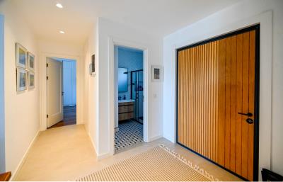 Modern-Villas-with-Lake-Views--7-