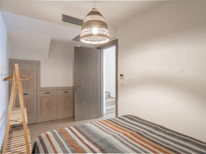 Image No.14-3 Bed Apartment for sale