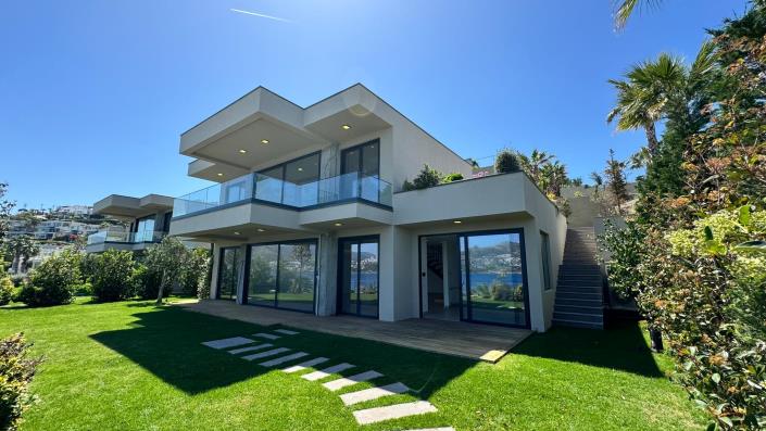 Image No.7-5 Bed Villa / Detached for sale