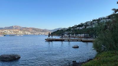 Brand-New-Seafront-Villa--25-