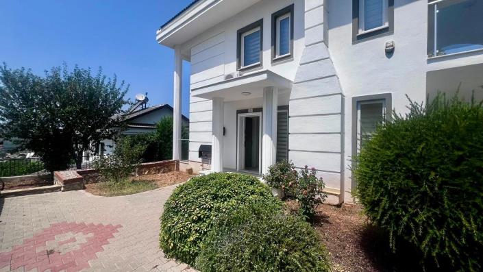 Image No.3-3 Bed Villa / Detached for sale