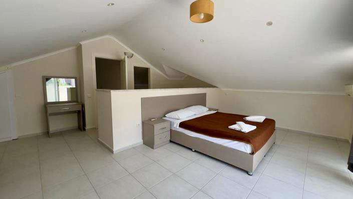 Image No.32-3 Bed Villa / Detached for sale