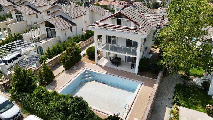 Image No.4-3 Bed Villa / Detached for sale