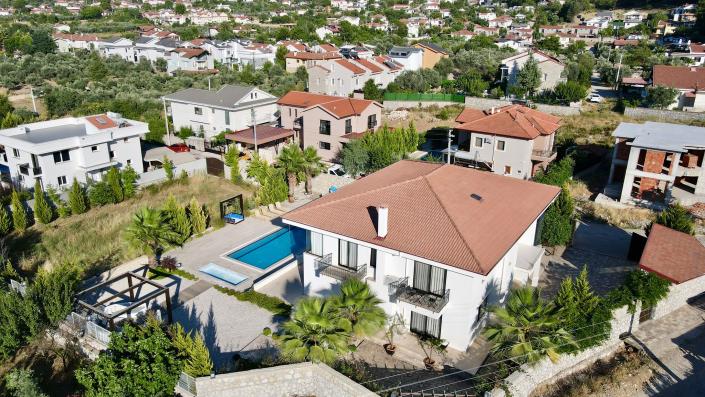 Image No.3-5 Bed Villa / Detached for sale