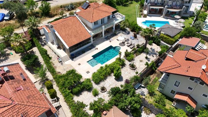 Image No.4-4 Bed Villa / Detached for sale