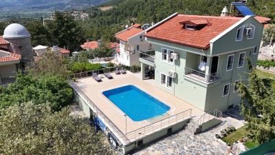 Stunning-Mountain-View-Detached-Villa--3-