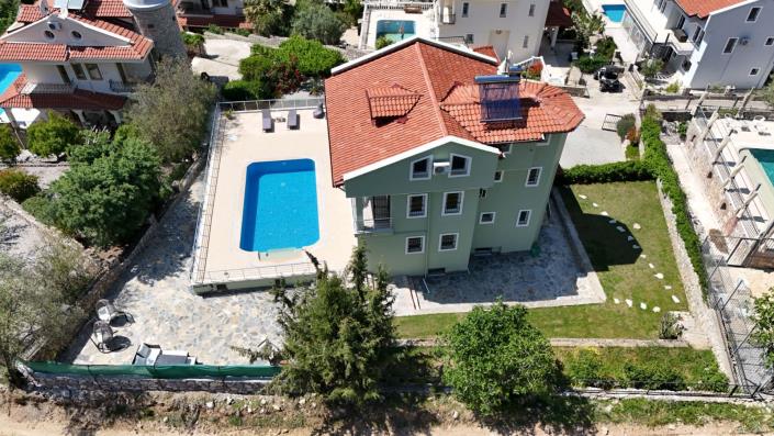 Image No.5-5 Bed Villa / Detached for sale