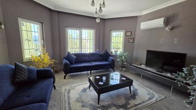 Stunning-Mountain-View-Detached-Villa--11-