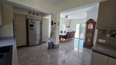 Stunning-Mountain-View-Detached-Villa--14-