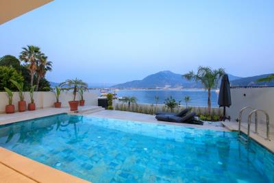 Elegant-Villa-on-Sovalye-Island--13-